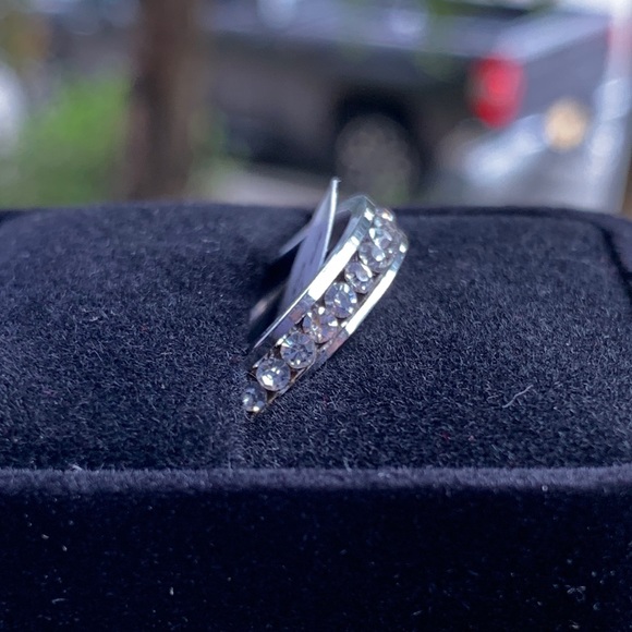 STAINLESS STEEL ETERNITY BAND - Picture 4 of 7
